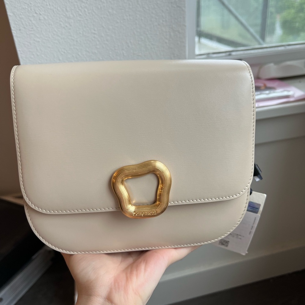 Authentic Songmont Medium Reset Tofu Bag - Pearl Grey